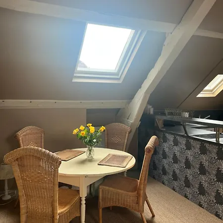 Couleur Cafe 公寓 *